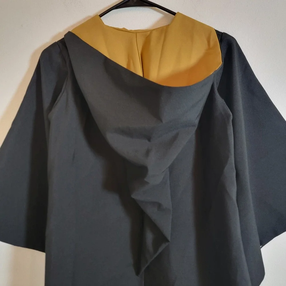 Wizarding World Of Harry Potter Hufflepuff Robe XXS Universal Studios Authentic